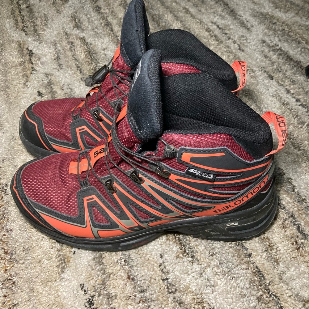 Salomon Women's Red Athletic Shoes